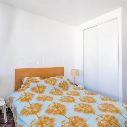 Rent this 3 bed apartment on 15 Rue honnorat in 13003 Marseille, France