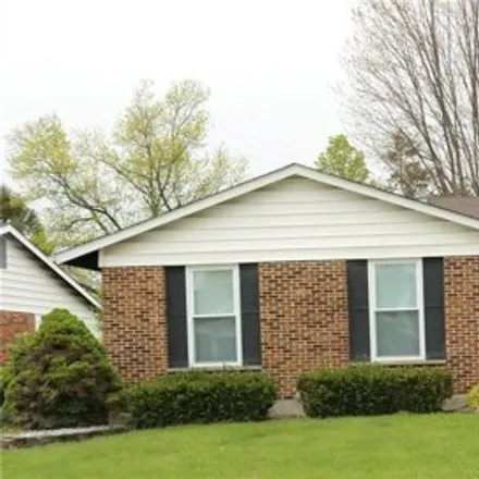 Image 2 - 4031 Les Cherbourg Lane, Old Jamestown, Saint Louis County, MO 63034, USA - House for sale