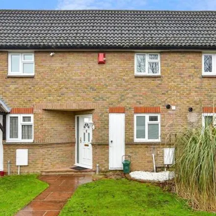 Image 1 - unnamed road, Basildon, SS13 1RG, United Kingdom - Townhouse for sale