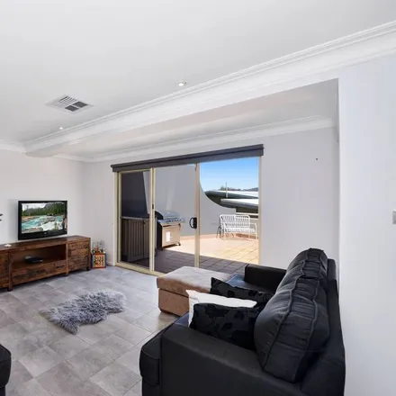 Image 5 - North Avoca NSW 2260, Australia - Apartment for rent
