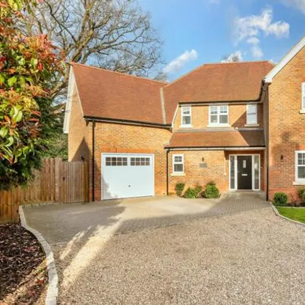 Buy this 4 bed house on Orchard Gate in Farnham Common, SL2 3HD