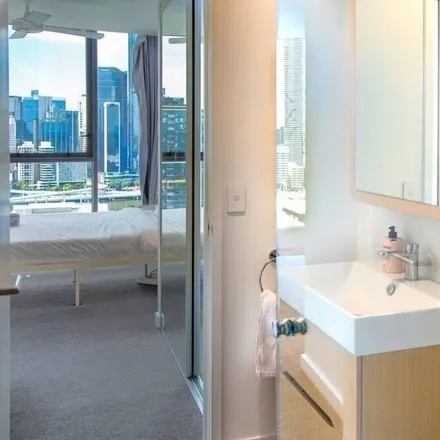 Image 9 - South Brisbane, Grey Street, South Brisbane QLD 4101, Australia - Apartment for rent