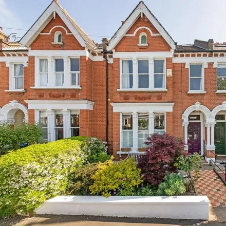Rent this 5 bed house on Holmdene Avenue in London, SE24 9LE