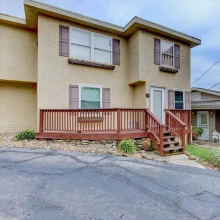 Buy this 1 bed townhouse on 100 Chambers Point in Hot Springs, AR 71913