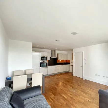 Image 3 - Southstand, Avenell Road, London, N5 1BP, United Kingdom - Apartment for rent