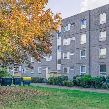 Rent this 3 bed apartment on Emsstraße 17 in 38120 Brunswick, Germany