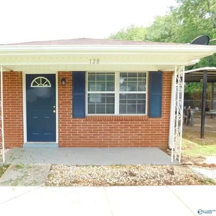 Rent this 3 bed house on 124 Dixon Road in Hazel Green, Madison County