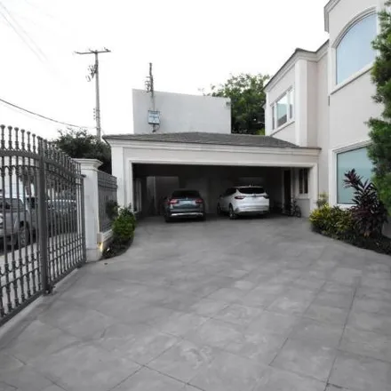 Buy this 3 bed house on Calle Sirio in Anáhuac Sendero, 66418 San Nicolás de los Garza