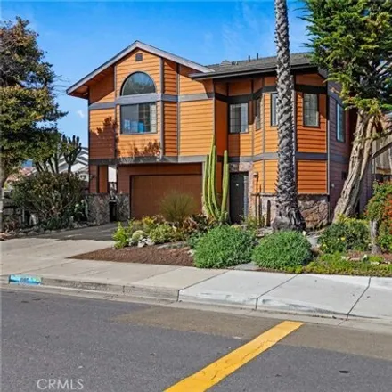 Image 2 - 1095 Longbranch Avenue, Grover Beach, CA 93433, USA - House for sale