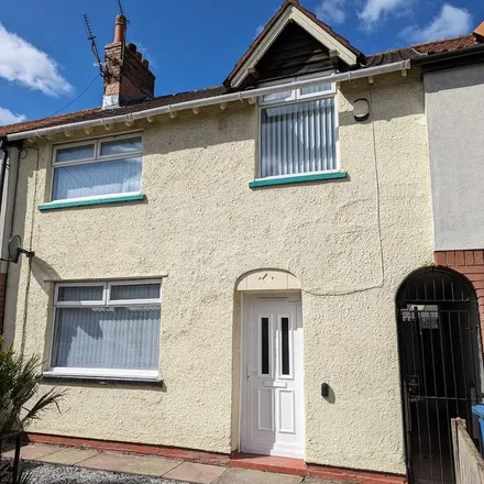 Rent this 3 bed townhouse on Finborough Road in Liverpool, L4 9SU