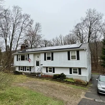 Buy this 3 bed house on 813 Beacon Valley Road in Straitsville, Naugatuck