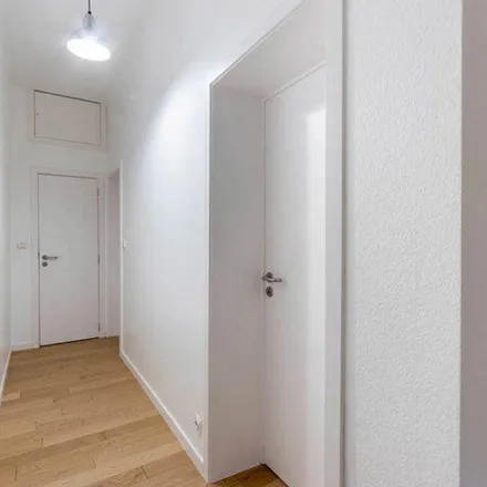Rent this 2 bed apartment on Chaussée Saint-Pierre - Sint-Pieterssteenweg 123 in 1040 Etterbeek, Belgium