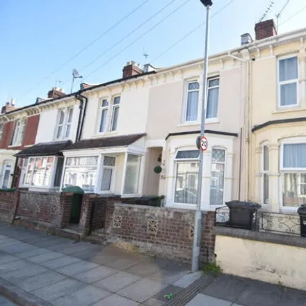 Rent this 3 bed townhouse on Bosham Road in Portsmouth, PO2 7LQ