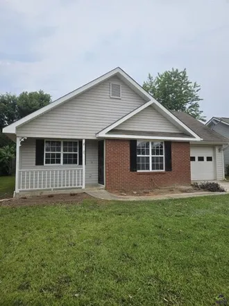Rent this 2 bed house on 121 Eagles Ridge in Warner Robins, GA 31093