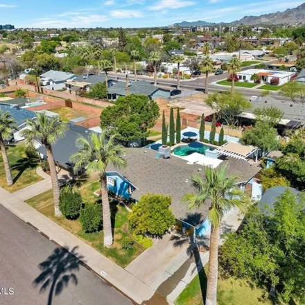 Image 3 - 3434 East Sells Drive, Phoenix, AZ 85018, USA - House for sale