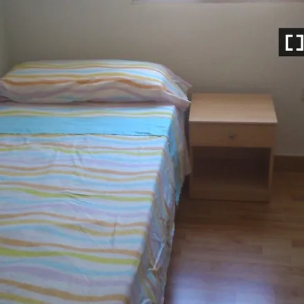 Rent this 2 bed room on Madrid in Calle de Alcázar de San Juan, 28011 Madrid