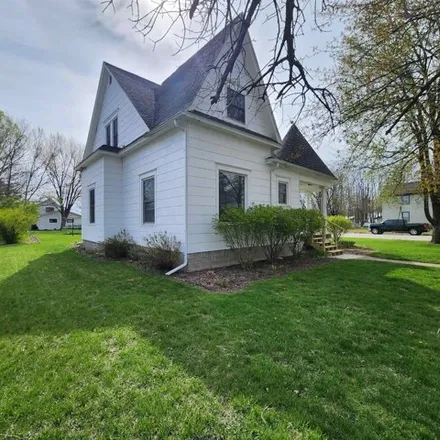 Image 3 - 422 East Nebraska Avenue, Muscoda, Grant County, WI 53573, USA - House for sale