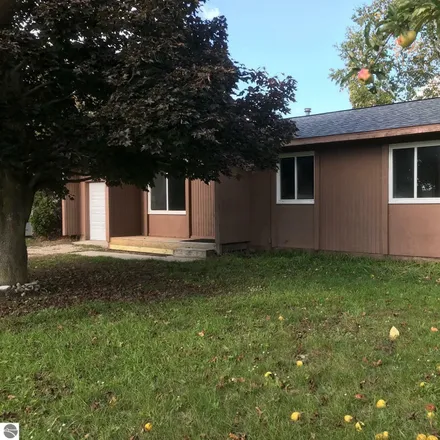 Image 6 - 4294 South Curry Drive, Blair Township, MI 49685, USA - House for sale