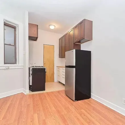 Rent this 1 bed apartment on 537 East 81st Street in New York, NY 10028
