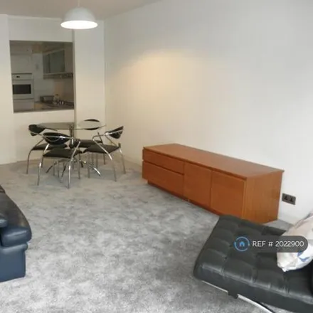 Rent this 1 bed apartment on Andrewes House in Saint Giles' Terrace, Barbican
