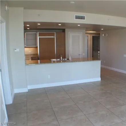 Image 4 - Turnberry Towers Tower II, Karen Avenue, Winchester, NV 89169, USA - Condo for rent