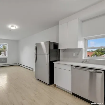 Image 7 - 40-29 60th Street, New York, NY 11377, USA - Townhouse for sale