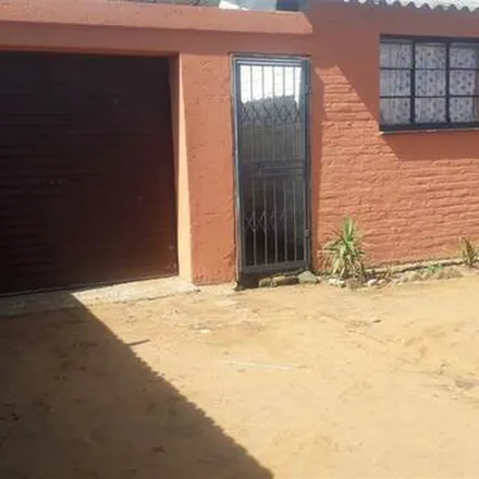 Image 2 - Wisconsin Avenue, Johannesburg Ward 18, Soweto, 1811, South Africa - Apartment for rent