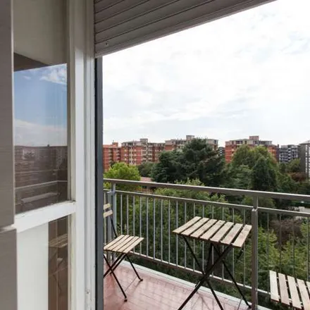 Rent this 6 bed apartment on Via Soderini - Via D'Alviano in Via Bartolomeo d'Alviano, 20146 Milan MI