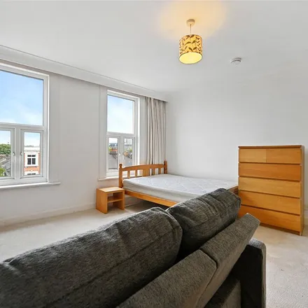 Image 1 - Ealing Cross, 85 Uxbridge Road, London, W5 5SA, United Kingdom - Apartment for rent