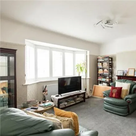 Image 2 - Woodham Road, Bellingham, London, SE6 2SB, United Kingdom - Duplex for sale