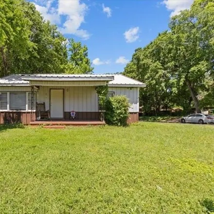 Buy this 3 bed house on 403 West Carolina Street in Palestine, TX 75803