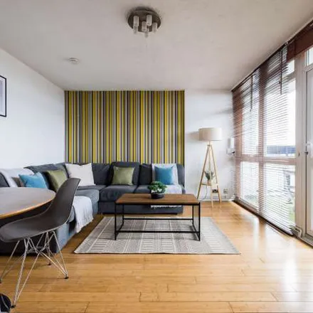 Rent this 2 bed apartment on Artesian House in Alscot Road, London