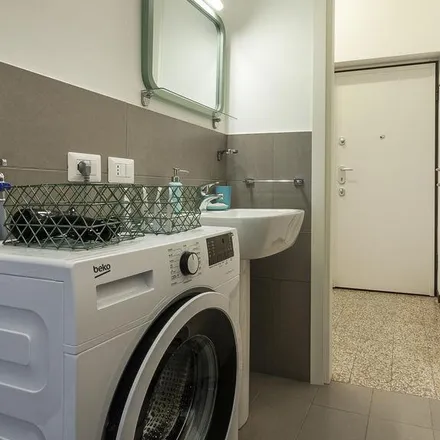 Image 2 - Inviting 1-bedroom apartment close to Dergano metro station  Milan 20158 - Apartment for rent