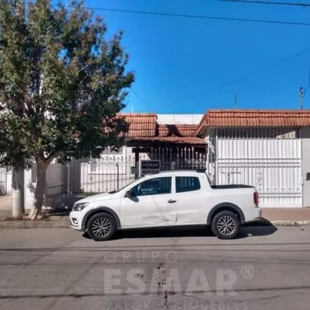 Rent this 2 bed house on Anacreonte 1436 in Sargento Cabral, Cordoba