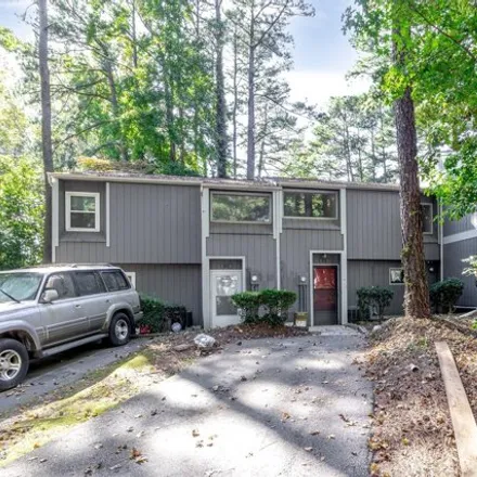 Image 2 - 610 Dylan Court, Raleigh, NC 27606, USA - House for sale