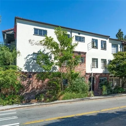 Buy this studio condo on El Monterey in Northeast 42nd Street, Seattle