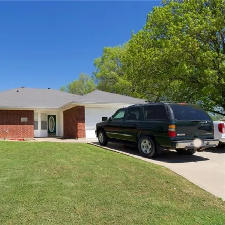 Buy this 4 bed house on 269 East Cross Street in Muenster, Cooke County