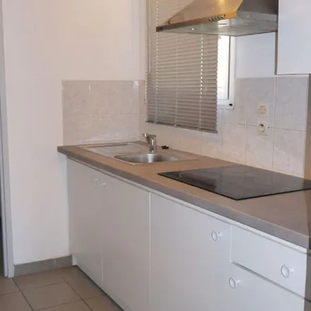 Rent this 1 bed apartment on 39 Place de la Ve République in 33600 Pessac, France