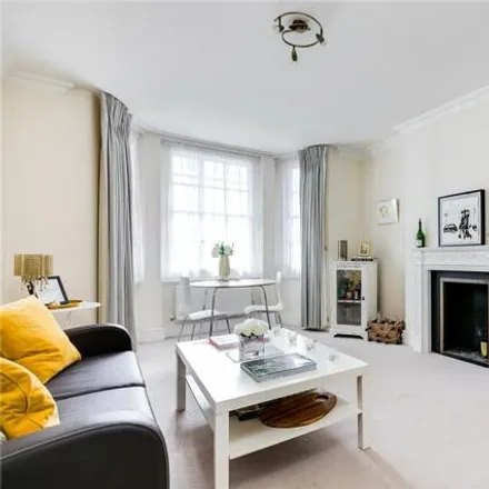 Rent this 2 bed townhouse on Gladstone Court in 97 Regency Street, London