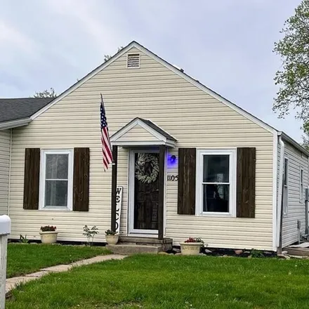 Buy this 2 bed house on 1256 West Michigan Street in Kirksville, MO 63501