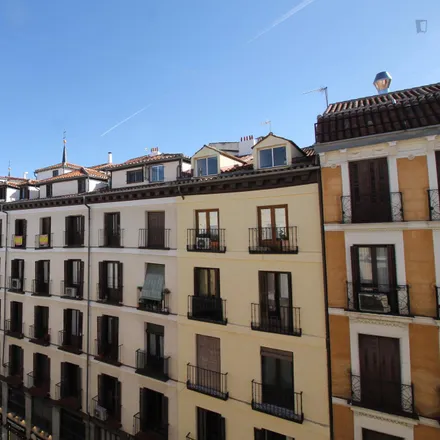 Image 9 - Madrid, Las Muns, Plaza del Comandante Las Morenas, 28013 Madrid - Room for rent