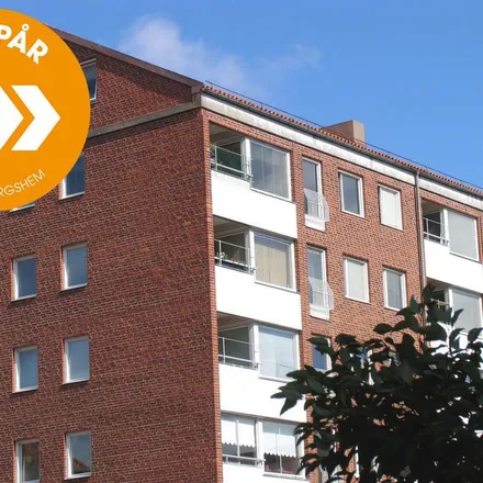 Rent this 1 bed apartment on Mellersta Stenbocksgatan 19B in 254 37 Helsingborg, Sweden