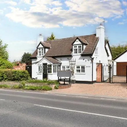 Buy this 3 bed house on Pershore Lane in Martin Hussingtree, WR3 8TA