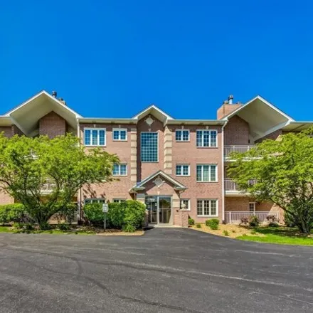 Buy this 2 bed condo on 17927 Settlers Pond Way in Orland Park, Orland Township