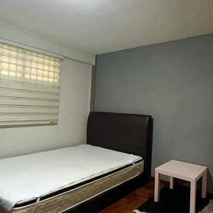 Rent this 1 bed room on 17 Lorong 7 Toa Payoh in Kim Keat Palm, Singapore 310017