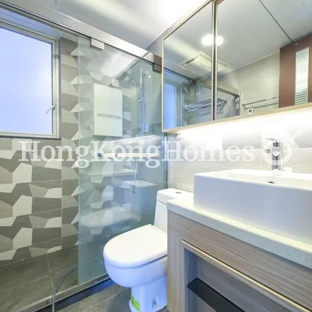 Rent this 3 bed apartment on 000000 China in Hong Kong, Kowloon
