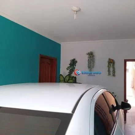 Rent this 3 bed house on Rua Júlio Silva Batista in Jardim Santana, Hortolândia - SP