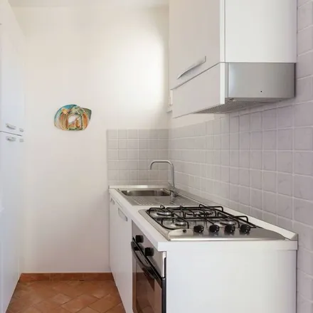 Image 8 - Pietrasanta, Piazza della Stazione, 55045 Pietrasanta LU, Italy - Apartment for rent