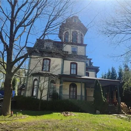 Image 5 - Jonas J Pierce House, Maple Place, Sharpsville, Mercer County, PA 16150, USA - House for sale
