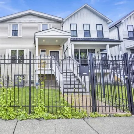 Rent this 5 bed house on 1628 North Spaulding Avenue in Chicago, IL 60647